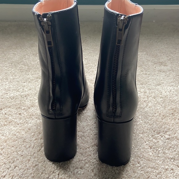 J Crew Leather Block Heel Ankle Boots Size 9.5 they are just too big on me. - Picture 4 of 6